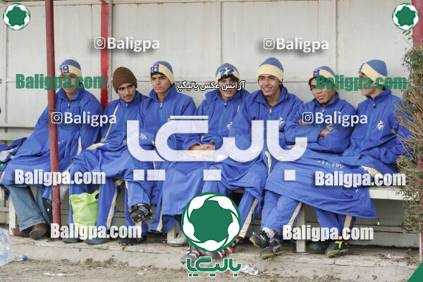 ۰ - ۰ نیروی زمینی