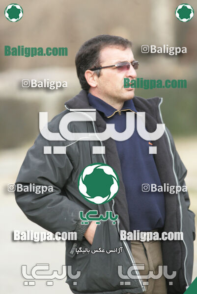 ۰ - ۰ نیروی زمینی