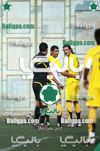 استقلال (ب) - فرخی باقرشهر