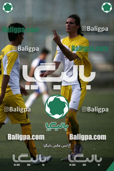 استقلال (ب) - فرخی باقرشهر