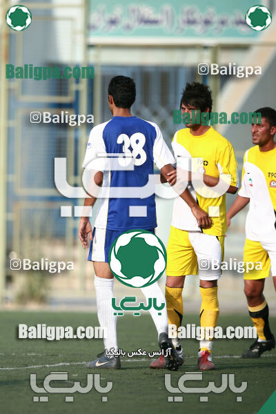 استقلال (ب) - فرخی باقرشهر