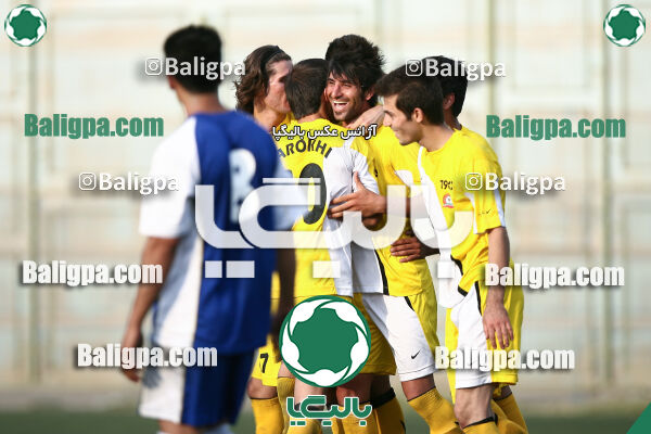 استقلال (ب) - فرخی باقرشهر