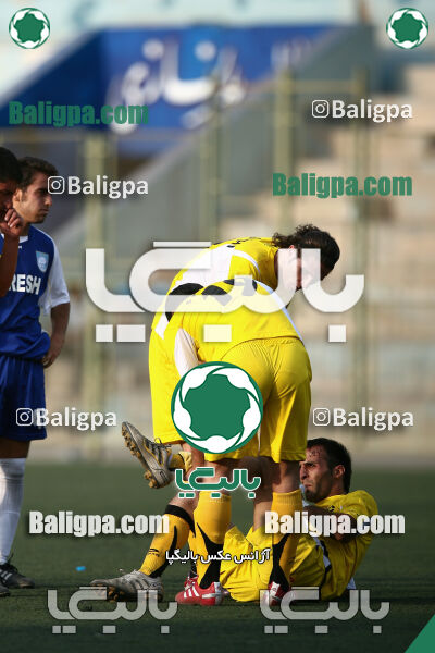 استقلال (ب) - فرخی باقرشهر
