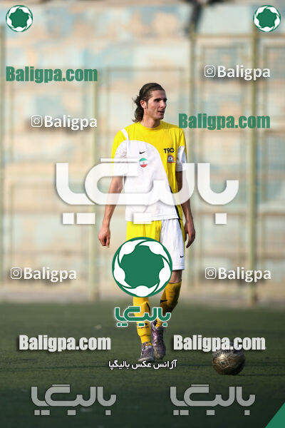 استقلال (ب) - فرخی باقرشهر