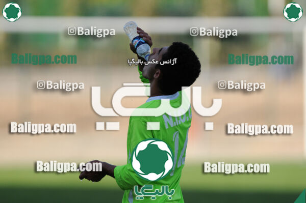 نفت تهران ۰ - ۰ سرخ پوشان