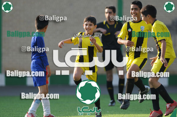 آریا - آینده سازان