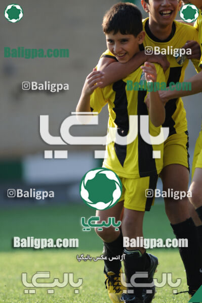 آریا - آینده سازان