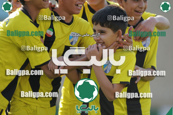 آریا - آینده سازان