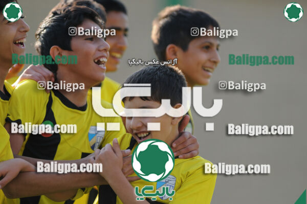 آریا - آینده سازان