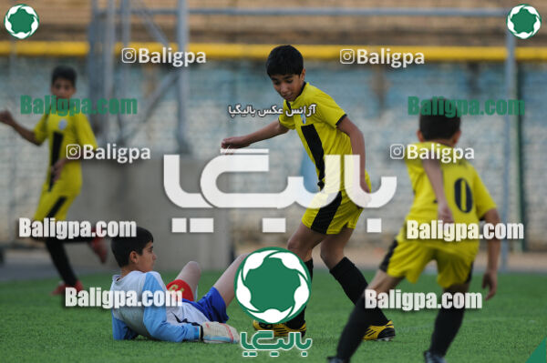 آریا - آینده سازان
