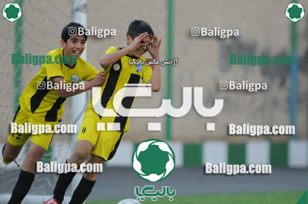 آریا - آینده سازان
