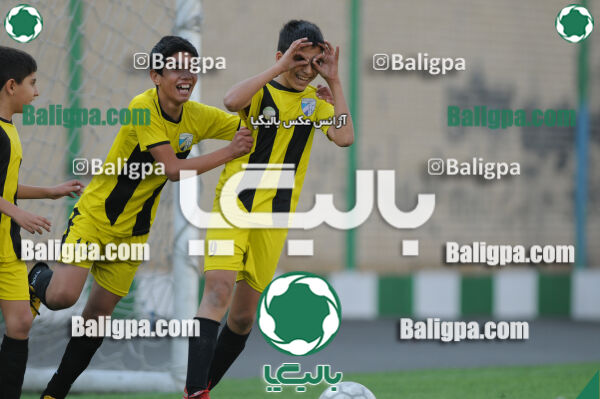 آریا - آینده سازان