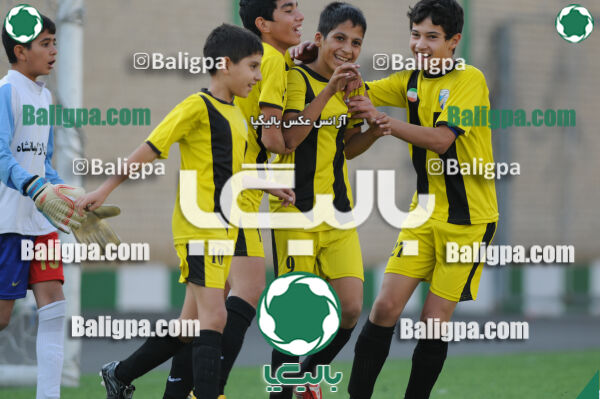 آریا - آینده سازان