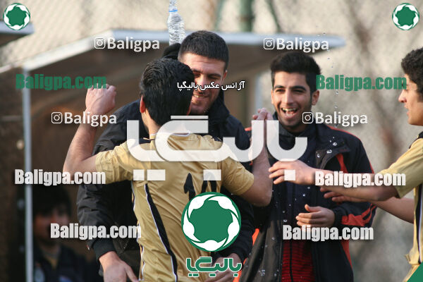 سرخ پوشان ۱ - ۱ پدیده نیک