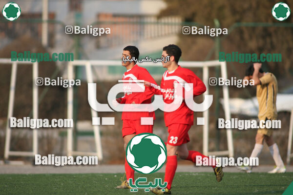 سرخ پوشان ۱ - ۱ پدیده نیک