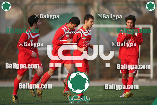 سرخ پوشان ۱ - ۱ پدیده نیک