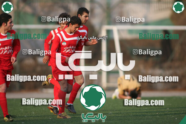 سرخ پوشان ۱ - ۱ پدیده نیک