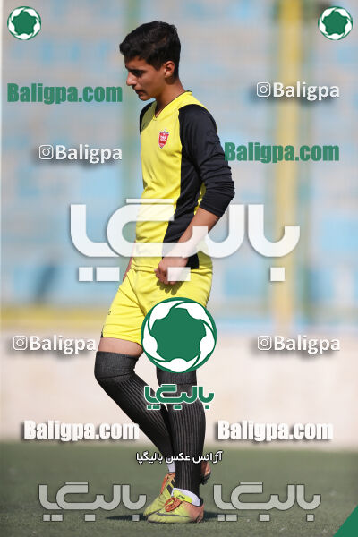 پرسپولیس ۲ - ۲ شهدای کیوج