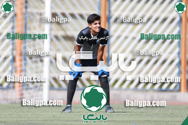 استقلال ۱ - ۱ راه آهن