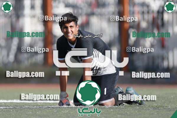استقلال ۱ - ۱ راه آهن