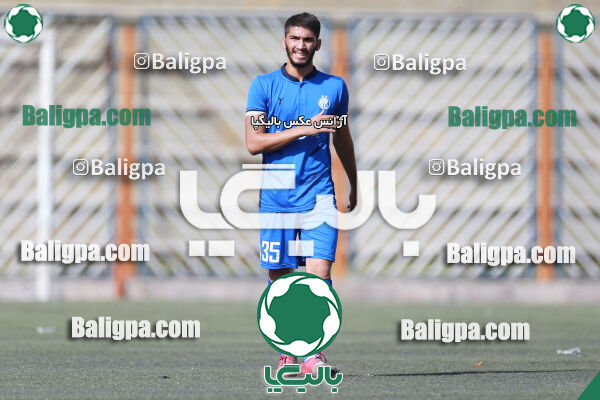 استقلال ۲ - ۰