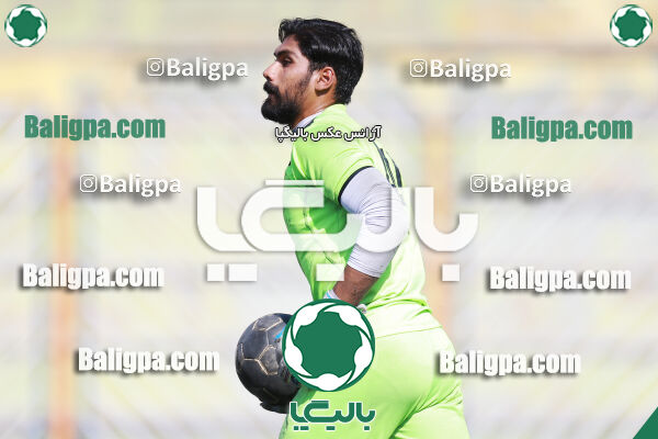 استقلال ۲ - ۰