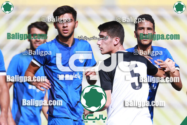 استقلال ۲ - ۰