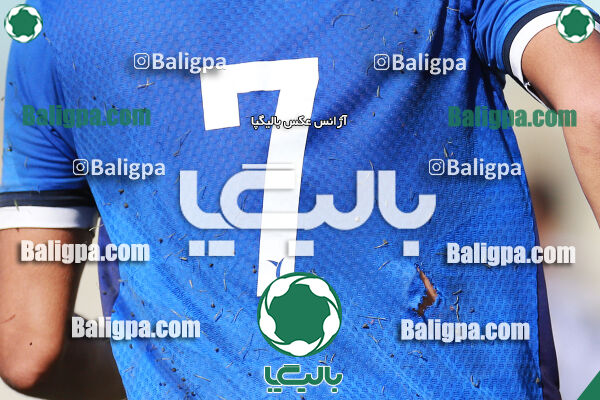 استقلال ۲ - ۰