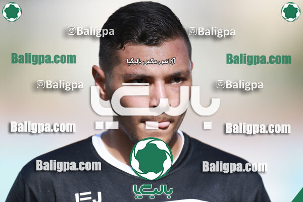 استقلال ۲ - ۰