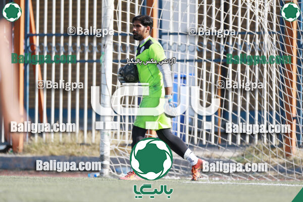 استقلال ۲ - ۰