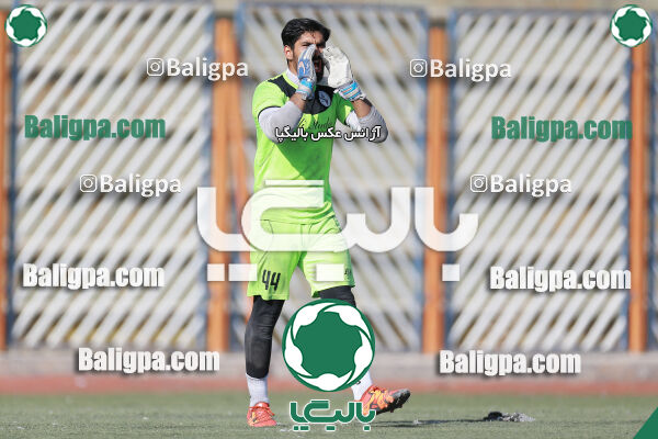 استقلال ۲ - ۰