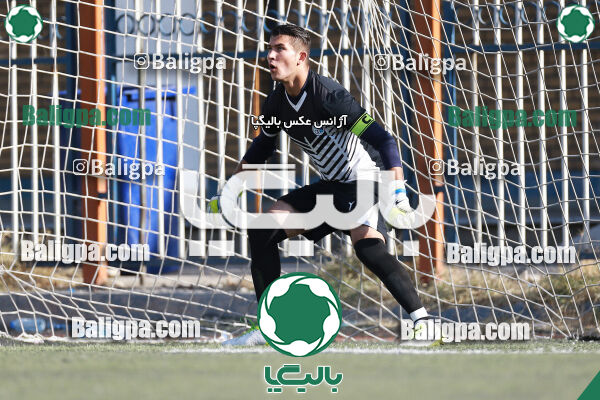 استقلال ۲ - ۰