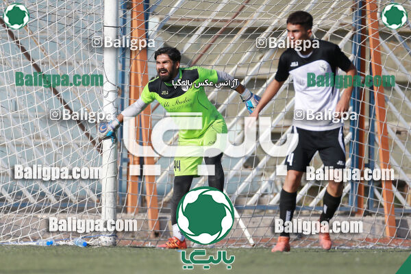 استقلال ۲ - ۰