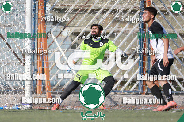 استقلال ۲ - ۰