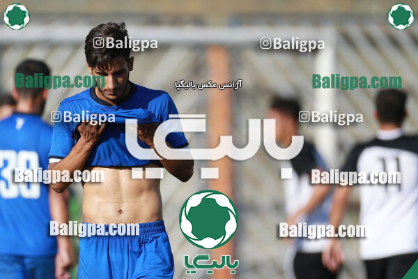 استقلال ۲ - ۰