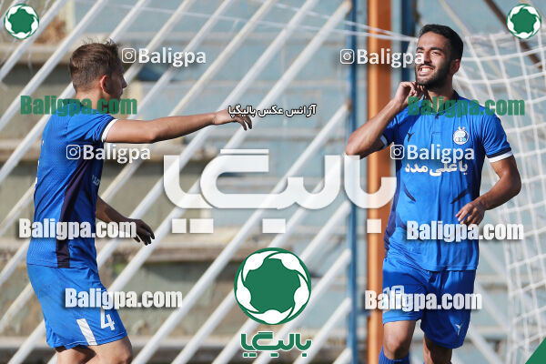 استقلال ۲ - ۰