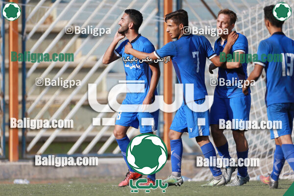 استقلال ۲ - ۰
