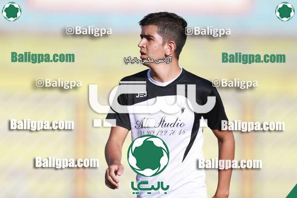استقلال ۲ - ۰