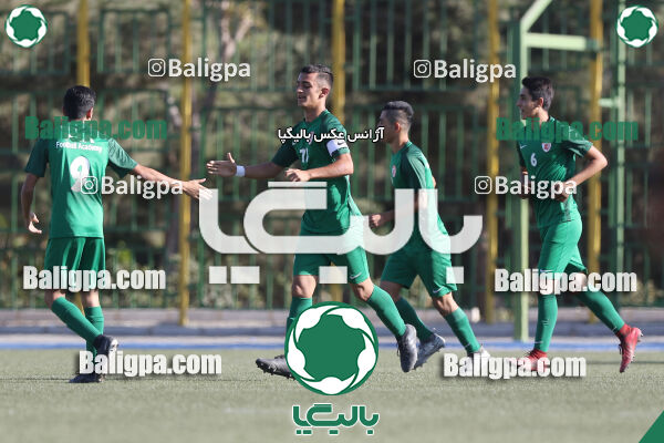 پیکان 0–3 کیا