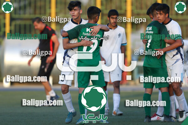 پیکان 0–3 کیا