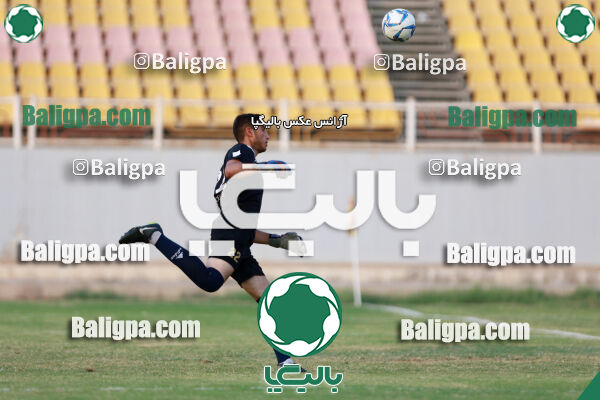 فولاد خوزستان ۶ - ۳ تراکتور
