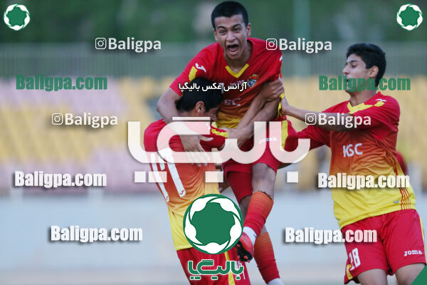فولاد خوزستان ۲ - ۱