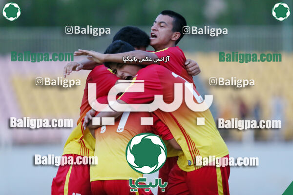 فولاد خوزستان ۲ - ۱