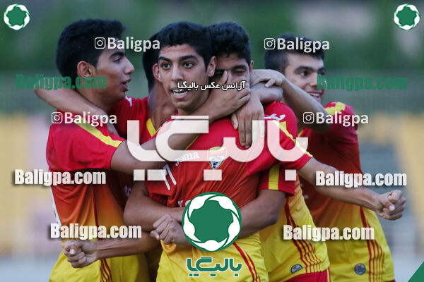 فولاد خوزستان ۲ - ۱
