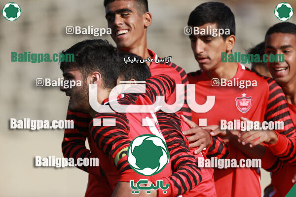 استقلال ۰ - ۳ پرسپولیس