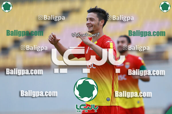 فولاد خوزستان ۲ - ۱ نساجی مازندران