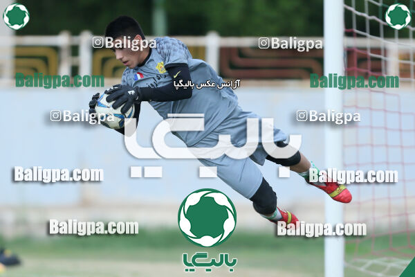 فولاد خوزستان ۴ - ۱