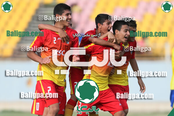 فولاد خوزستان ۴ - ۱