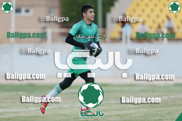 فولاد خوزستان ۴ - ۱