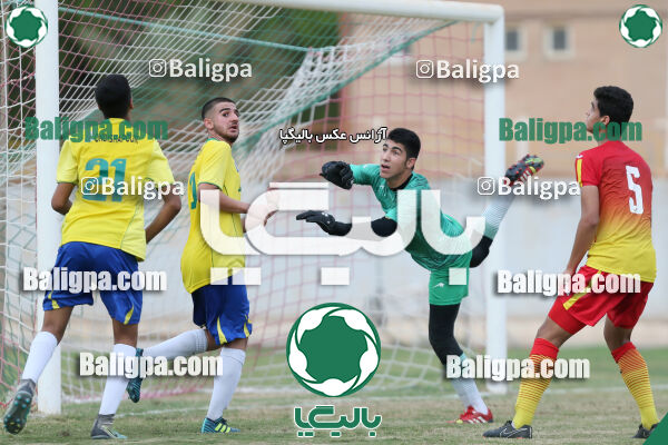 فولاد خوزستان ۴ - ۱